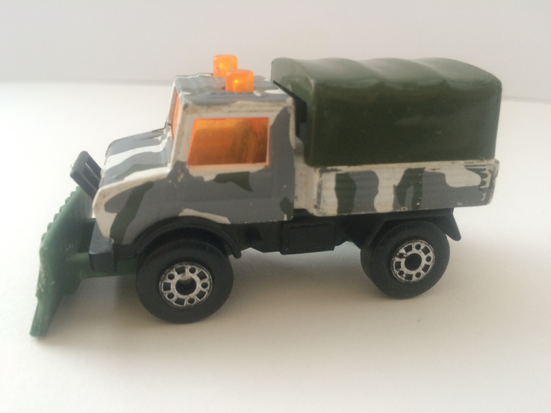 Illustration for article titled Because Unimog.